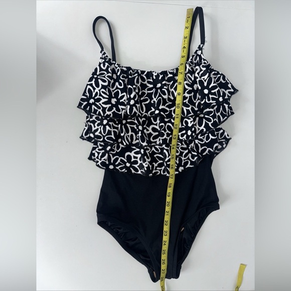 Vintage NWT Swimsuit Sirena Size 10 70s Ruffle Black & White Floral One Piece - Picture 5 of 8